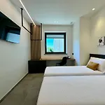 Inoltre Appartement *
