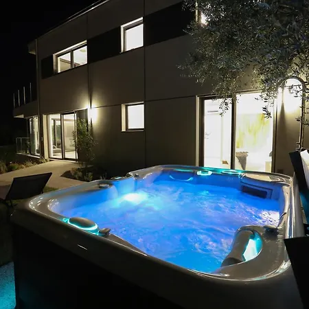 Inoltre * 巴多利诺