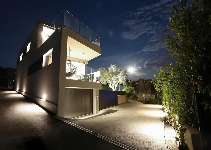 Inoltre Apartment *